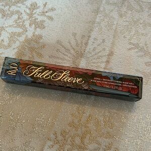 KVD vegan beauty full sleeve tubing mascara